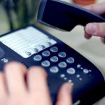 La téléprospection est quand le télévendeur réussit à conclure une vente. Il est impératif de mener à bien cette étape car elle engage la conversion d’autres prospects.