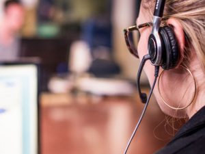 La télévente c'est l'art de persuasion. Cet article résume les marches que vous devrez monter afin de convertir un prospect en client.